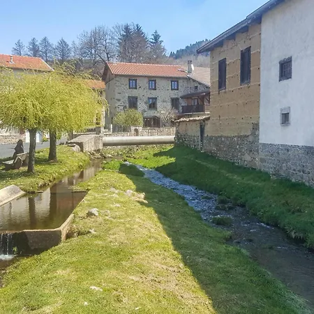 Holiday home La Feculerie Grandrif
